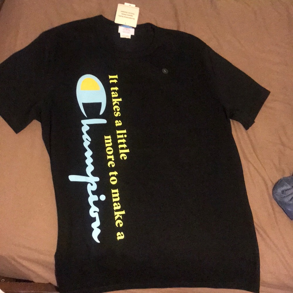 Champion Heritage Graphic Tee L
